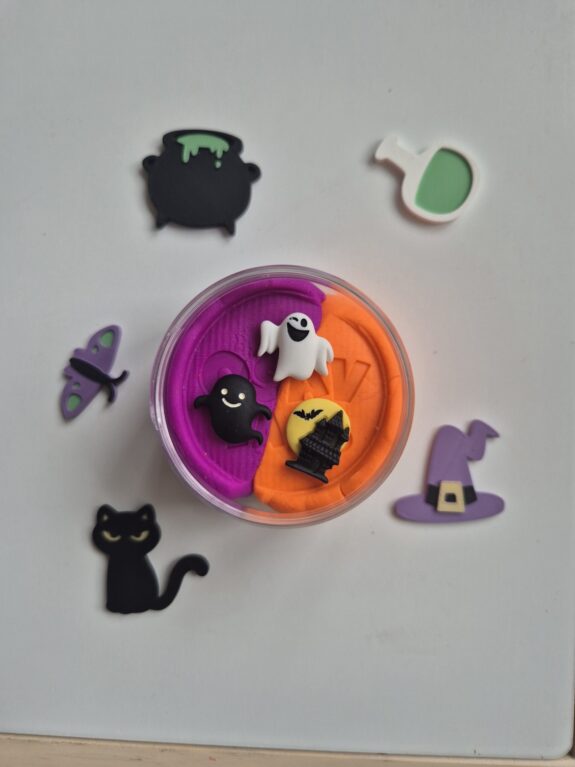 Voolimismass Halloween 3 (200 g)